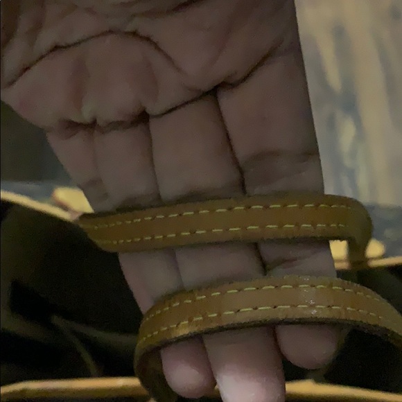 ❌sold❌ Price!Authentic Louis Vuitton never-full E - Picture 8 of 16